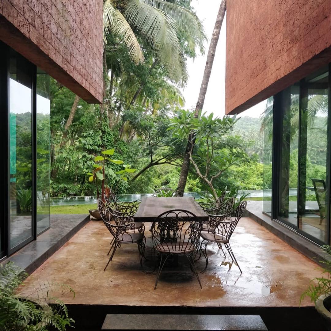 Holidayabodein Assagao 4BHK Villa